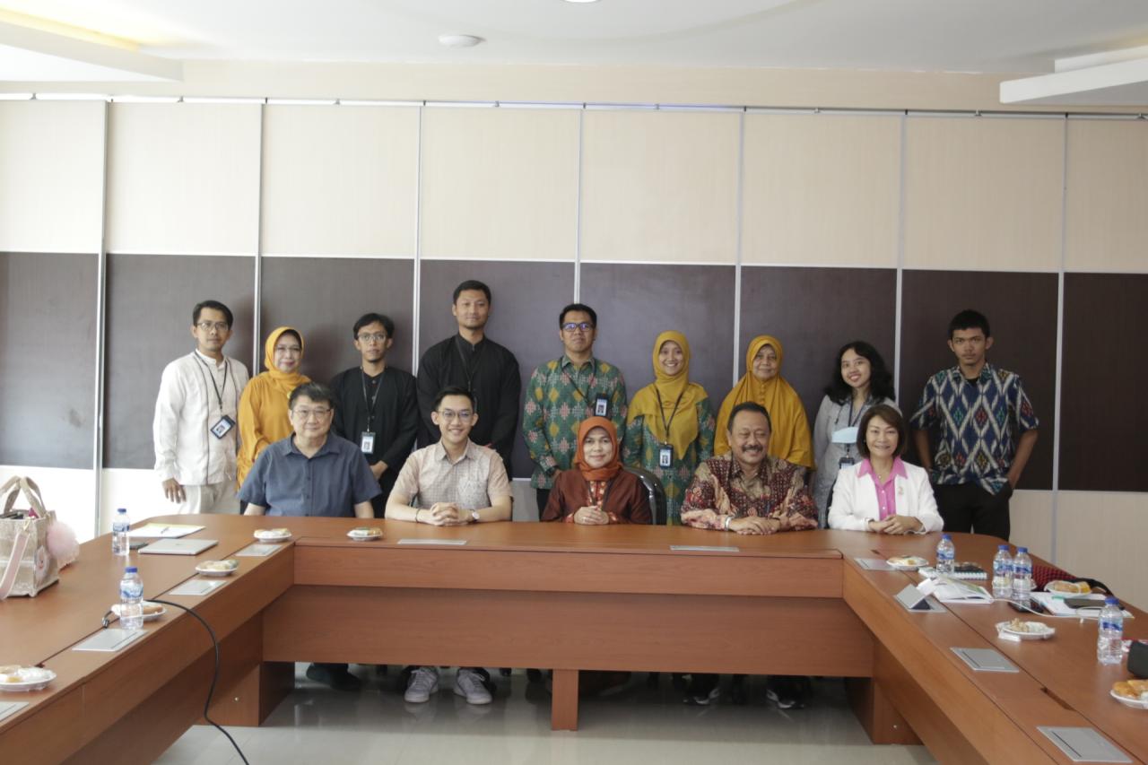 Penggunaan teknologi untuk peningkatan pendidikan di indonesia