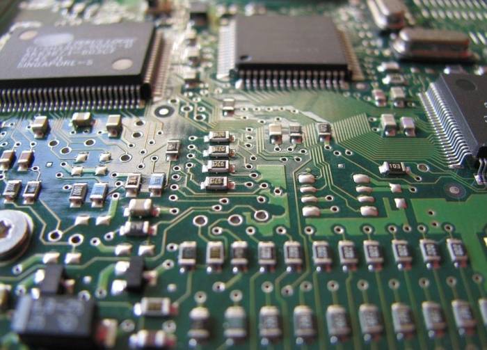 Perkembangan teknologi cache memory pada prosesor modern