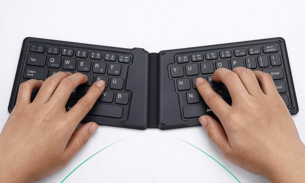 Keyboard gaming terbaik dan tahan lama untuk tangan kecil