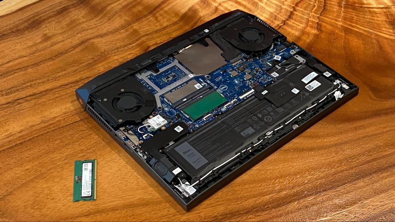 Laptop dengan RAM 64GB dan SSD 4TB yang akan keluar tahun 2025