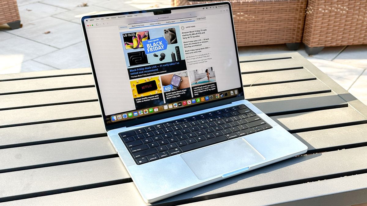 Review laptop dengan baterai tahan lama tahun 2025